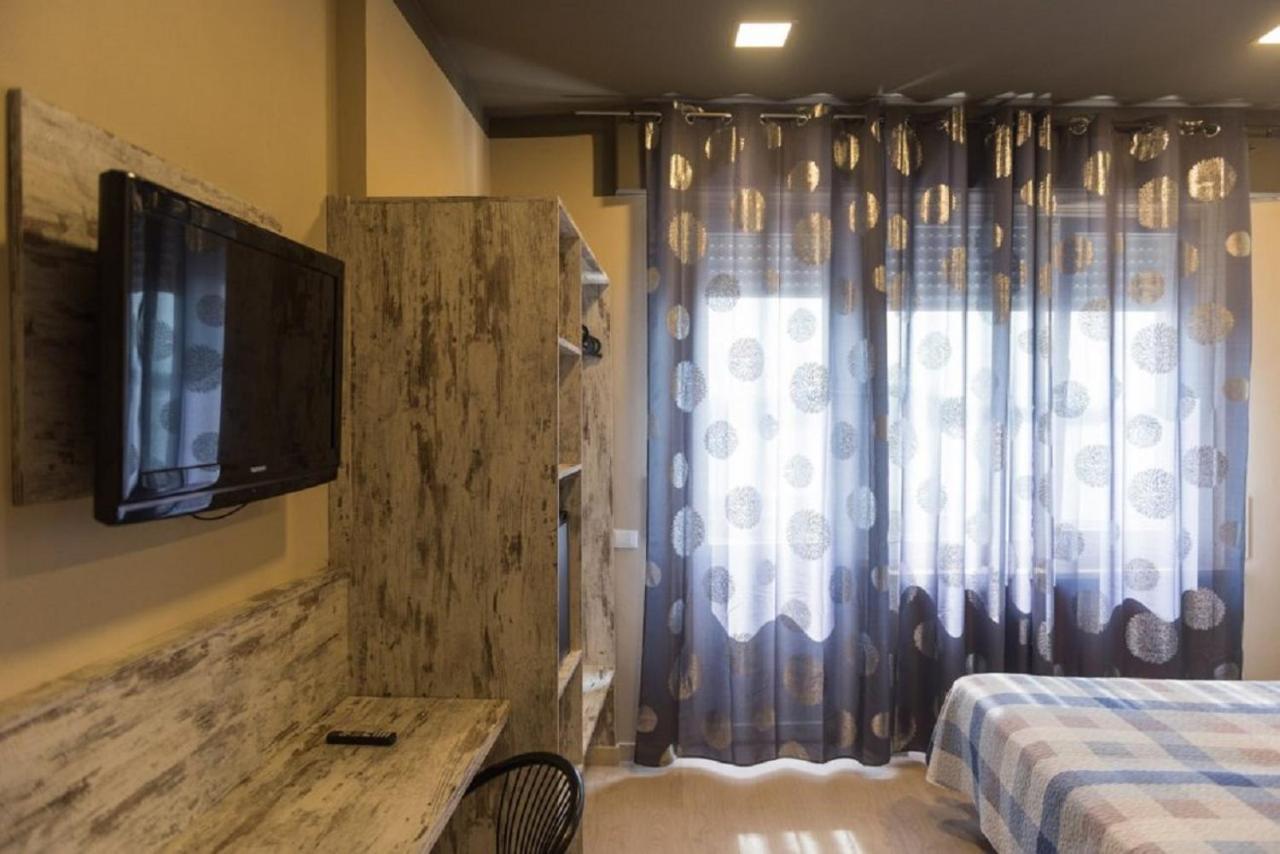 Hotel Royal Вивероне Экстерьер фото