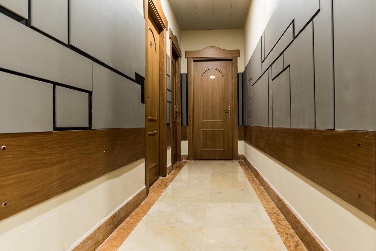 Hotel Royal Вивероне Экстерьер фото